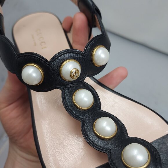 Gucci Black Strappy Willow Pearl Thong Sandal - Picture 5 of 11